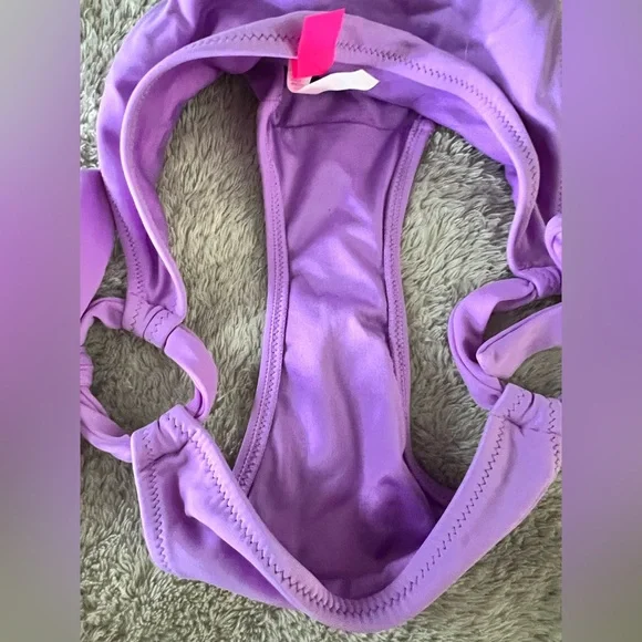 RARE Victoria's Secret Lavender bikini 32B top and XS bottom Swimwear - Picture 6 of 12